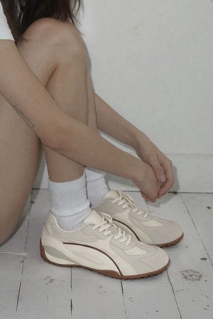 Stride Leather Softly Sneakers 소가죽 스니커즈 5.5cm -WA9007 (2color)