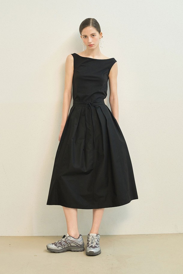 Mayver U - 롱스커트 - Atte Flare Skirt _ Black