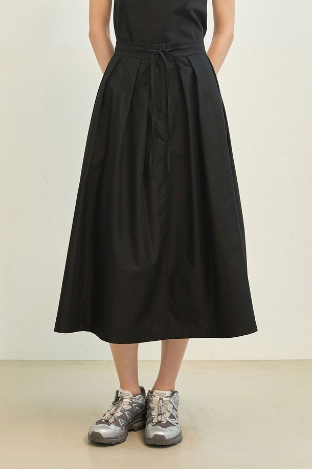 Mayver U - 롱스커트 - Atte Flare Skirt _ Black