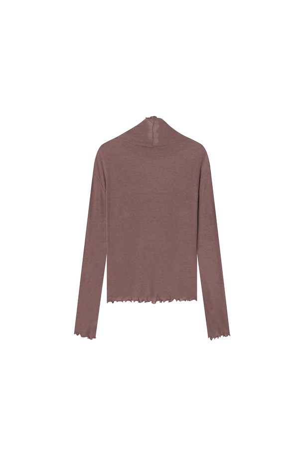 베이직한 디자인에 프릴 디테일로 포인트를 더한 Prim 터틀넥 티셔츠 _ 브라운입니다. 가을과 겨울, 두 계절 모두 활용 가능한 긴소매 제품으로, 부드러운 면 소재로 제작되어 편안한 착용감을 선사합니다. 슬림핏으로 여성스러운 실루엣을 연출하며, 미니멀, 클래식, 캐주얼 등 다양한 스타일과 매치하기 좋습니다. 일상에서 세련된 스타일을 완성해 보세요.
