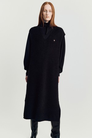 Volodina Knit Long Vest _ Black