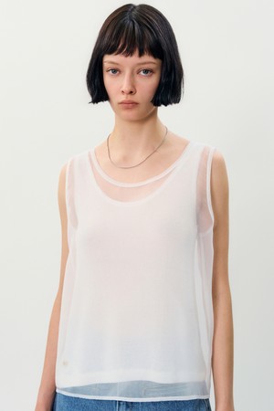 hegg sleeveless blouse _ Ivory