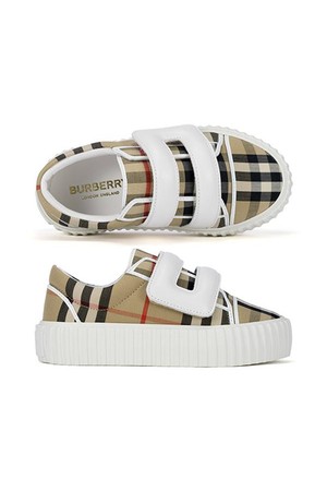 [버버리 BURBERRY] 8047490 A7028 아동 스니커즈