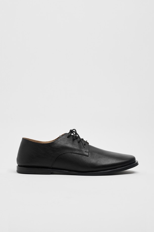 LOSTGARDEN - 드레스화 - UNIFORM Flat Derby Black