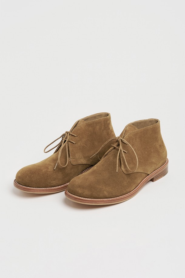 LOSTGARDEN - 드레스화 - UNIFORM Chukka Boots Beige