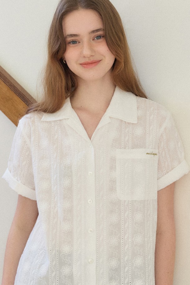 OURHOPE - 셔츠 - Olive Atelier Flower Shirt - White