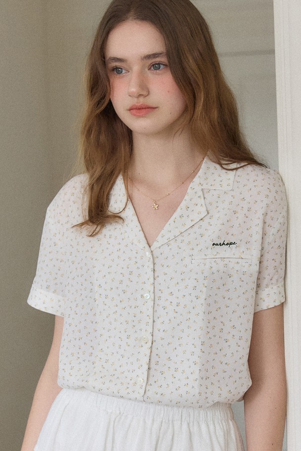 OURHOPE - 블라우스 - Fiora Floral Blouse - White