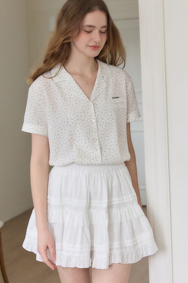OURHOPE - 블라우스 - Fiora Floral Blouse - White