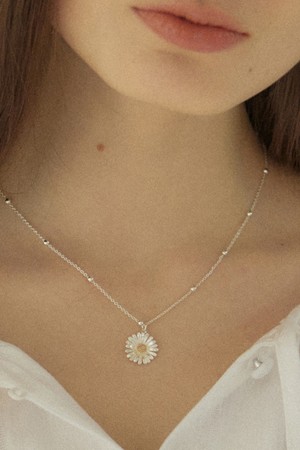 Daisy Chain Necklace - Silver
