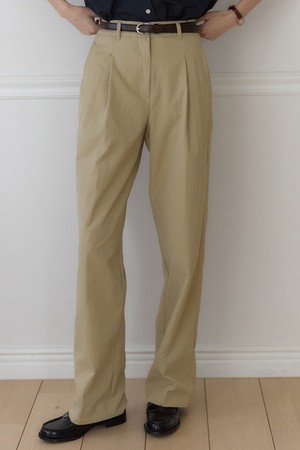 Soft Stretch One Tuck Chino Pants - Beige