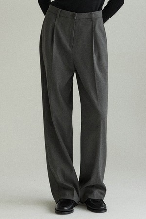 Soft Brushed Touch One-Tuck Pants - Charcoal