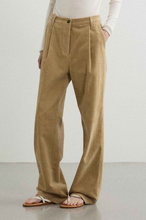 Corduroy One-Tuck Relaxed Pants - Beige