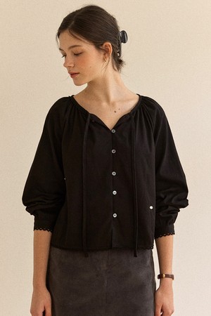 Peached Ribbon Shirring Blouse - Black