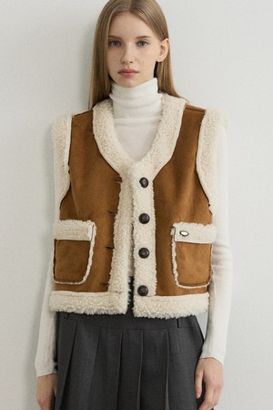 Reversible Shearling Mustang Vest - Camel