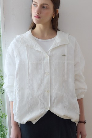 올리브 아뜰리에 플라워 버튼 다운 자켓 - White