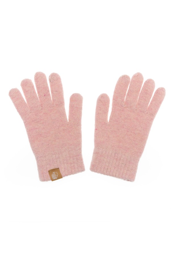 무지 숏장갑 핑크는 부드러운 니트 소재로 제작되어 가을, 겨울철 따뜻하게 손을 보호해 줍니다. 얇은 두께감으로 답답함 없이 편안한 착용감을 선사하며, 스마트폰 터치가 가능한 기능성 장갑입니다. 핑크 컬러와 무지 디자인이 어우러져 어떤 스타일에도 잘 어울리는 데일리 아이템입니다. 출근룩이나 데이트룩에 미니멀, 캐주얼, 클래식 등 다양한 스타일로 포인트를 더해보세요.
