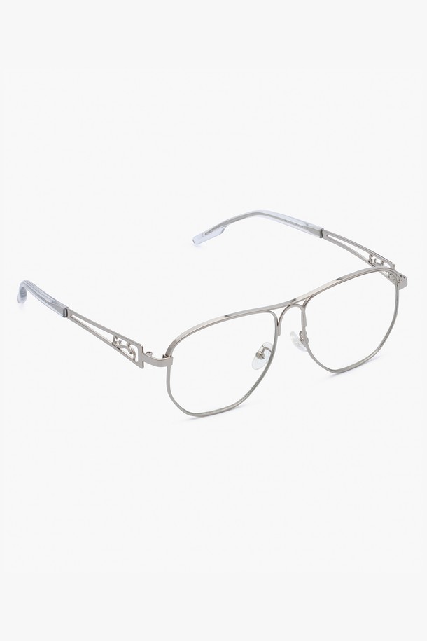 스테인리스 스틸 베일 글래스 실버는 미니멀하고 클래식한 스타일을 추구하는 여성 고객을 위한 선글라스입니다. 사계절 내내 착용하기 좋으며, 자외선 차단 기능을 갖춰 실용성을 더했습니다. 메탈 프레임과 베일형 디자인이 세련된 느낌을 선사하며, 실버 컬러는 시크한 매력을 돋보이게 합니다. 일상에서 개성 있는 스타일을 연출하고 싶은 분들께 추천합니다. 스테인리스 소재로 제작되어 튼튼하고 오래 사용할 수 있습니다.
