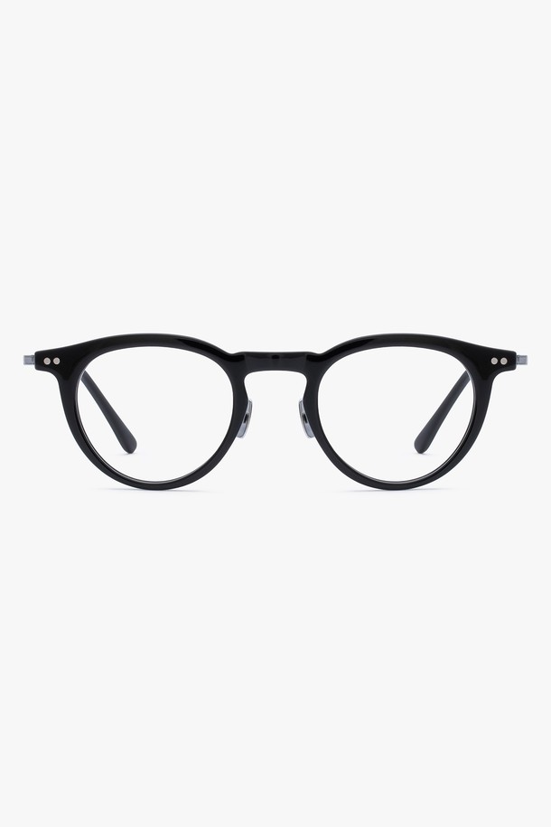 아세테이트 미미 글래스 블랙은 미니멀하고 클래식한 스타일의 안경테입니다. 블랙과 호피 펌킨 두 가지 색상으로 출시되었으며, 아세테이트와 티타늄 소재를 사용하여 가볍고 튼튼합니다. UV400 차단 기능을 제공하며, 분리형 렌즈 방식으로 처방 렌즈 교체가 용이합니다. 유니섹스 디자인으로 남녀 모두 착용 가능하며, 조절 가능한 코패드로 편안한 착용감을 선사합니다. 프레임 조절이 가능하며 데모렌즈가 포함되어 있습니다.
