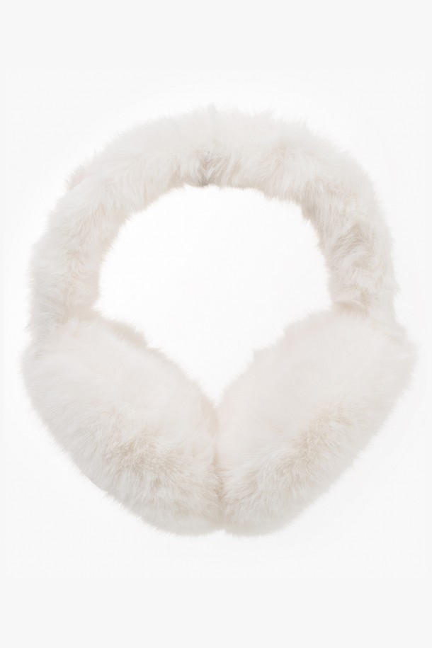 밍밍 이어머프 핑크는 부드러운 퍼 소재로 제작되어 겨울철 보온에 효과적인 여성용 귀덮개 스타일의 이어머프입니다. 핑크와 화이트 두 가지 색상으로 출시되어 캐주얼, 미니멀, 로맨틱 등 다양한 스타일에 매치하기 좋습니다. 무지 디자인에 두꺼운 두께감으로 포근함을 더하며, 부드러운 촉감이 특징입니다. 겨울철 추위로부터 귀를 따뜻하게 보호해주는 필수 아이템입니다.
