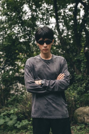 공용 타이다이 긴팔 러닝 티셔츠_GREY-a