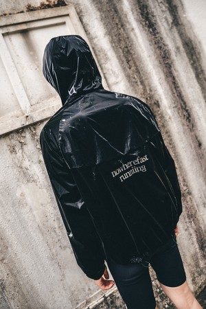 공용 nowherefast running 러닝 윈드브레이커_BLACK-a