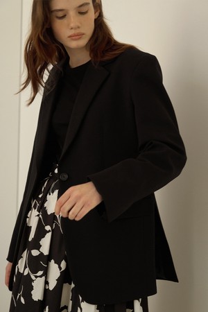 도어 테일러드 자켓 블랙