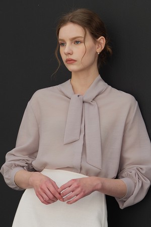 베나 숏 타이 블라우스 토프베이지