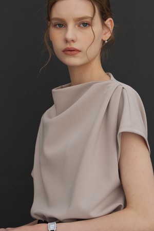 메리엘 드레이핑 티 애쉬베이지