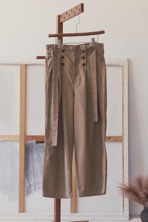 슬럽 플리츠 벨티드 팬츠