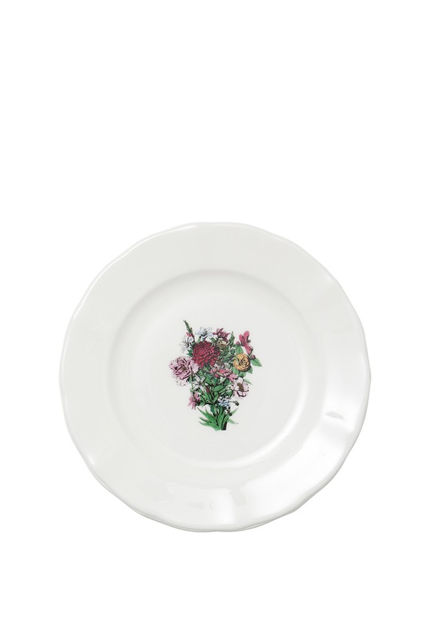 [한국도자기X티보에렘] 22. 6인치 접시 17CM 1P (Bouquet)는 섬세한 꽃과 건축물 패턴이 돋보이는 접시입니다. Fine Bone China 소재로 제작되어 얇고 가벼우며, 반투명한 밀키화이트 색상이 특징입니다. 티보에렘의 일러스트를 아날로그 방식으로 0.1mm 펜과 연필로 제작하고, 세라믹 전사 기술을 적용하여 디자인의 완성도를 높였습니다. 전자레인지, 식기세척기 사용이 가능하며, 내열성과 내구성이 뛰어나 실용적입니다. 잉크 침투율 0.0, 내열충격 120도, 24K 골드 인증을 받아 품질까지 보장합니다.
