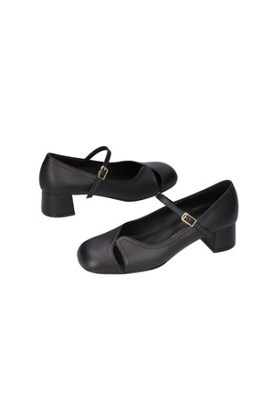 Pibi strap pumps_black