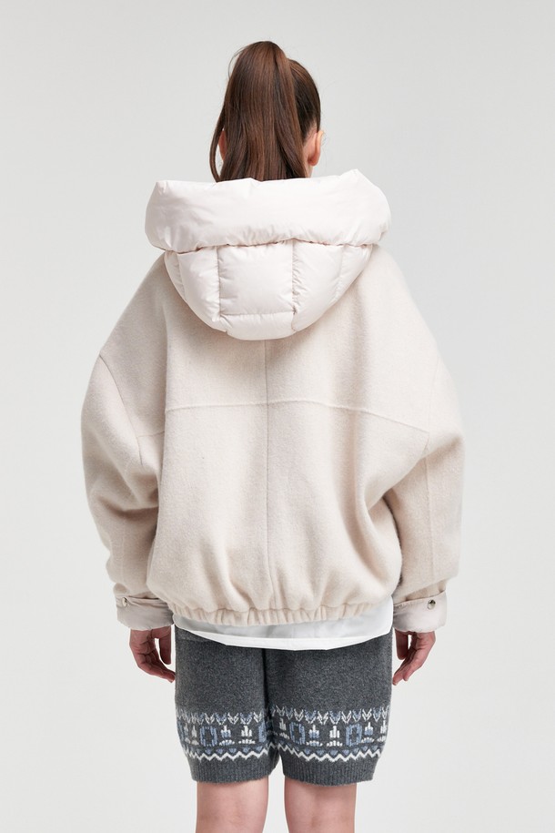 상품 슬라이드 이미지 1