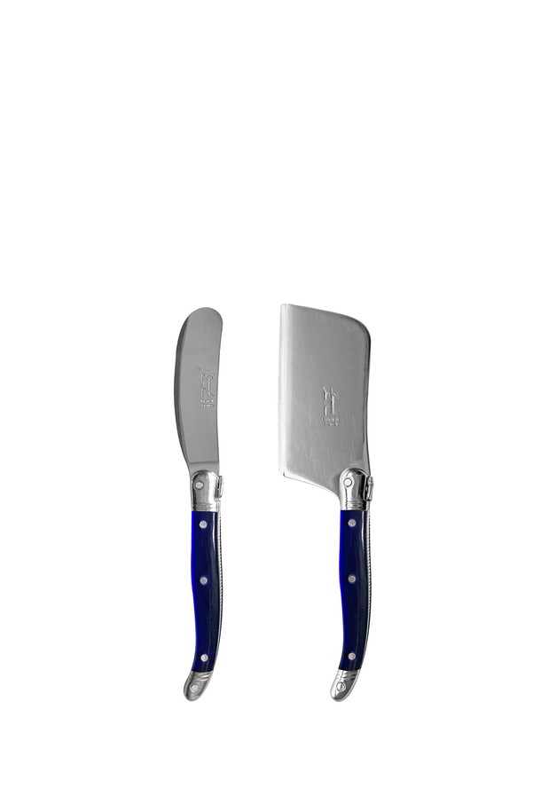 장네론 라귀올 버터나이프 & 치즈커터 세트는 세련된 주방을 위한 필수품입니다. 스테인리스 스틸, ABS 플라스틱, 올리브 우드 소재로 제작되었으며, 버터나이프 1개와 치즈커터 1개로 구성됩니다. 미세 톱니 칼날과 꿀벌 모양 장식, 곡선형 손잡이 디자인은 뛰어난 절삭력과 그립감을 제공하며, 내구성과 내식성이 우수합니다. 로즈, 오렌지, 옐로우, 그린, 블루, 프렌치블루, 마블베이지, 아이보리, 마블브라운, 올리브, 마블블랙, 블랙 등 11가지 다채로운 컬러 옵션으로 만나보세요.
