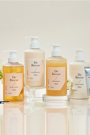 [먼스앤데이즈] 4SET 디 브리즈 샴푸+컨디셔너+바디워시+바디로션 500ml (총2L)