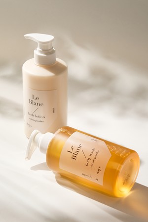 [먼스앤데이즈] 르 블랑 바디패키지(바디워시 500ml +바디로션 500ml)