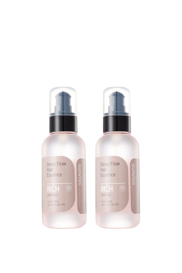 [수아비스] 딥 플로우 헤어에센스 리치타입 120ml 1+1은 손상된 모발에 영양과 탄력을 선사하는 헤어에센스입니다. 아미노산 컴플렉스, 자연유래 오일, 식물성 오일, 단백질 컴플렉스의 풍부한 영양 성분이 모발 깊숙이 스며들어 손상된 모발 장벽을 강화하고, 잦은 열기구 사용으로 지친 모발을 보호합니다. 95% 자연 유래 성분으로 만들어져 안심하고 사용할 수 있으며, 끈적임 없이 부드럽게 마무리되는 고점도 타입의 에센스입니다. 모발에 보호막을 형성하여 수분과 윤기를 부여하고 탄력 있는 머릿결을 완성합니다. [수아비스] 딥 플로우 헤어에센스 리치타입 120ml 1+1 구성으로 더욱 풍성하게 홈케어를 경험해 보세요.
