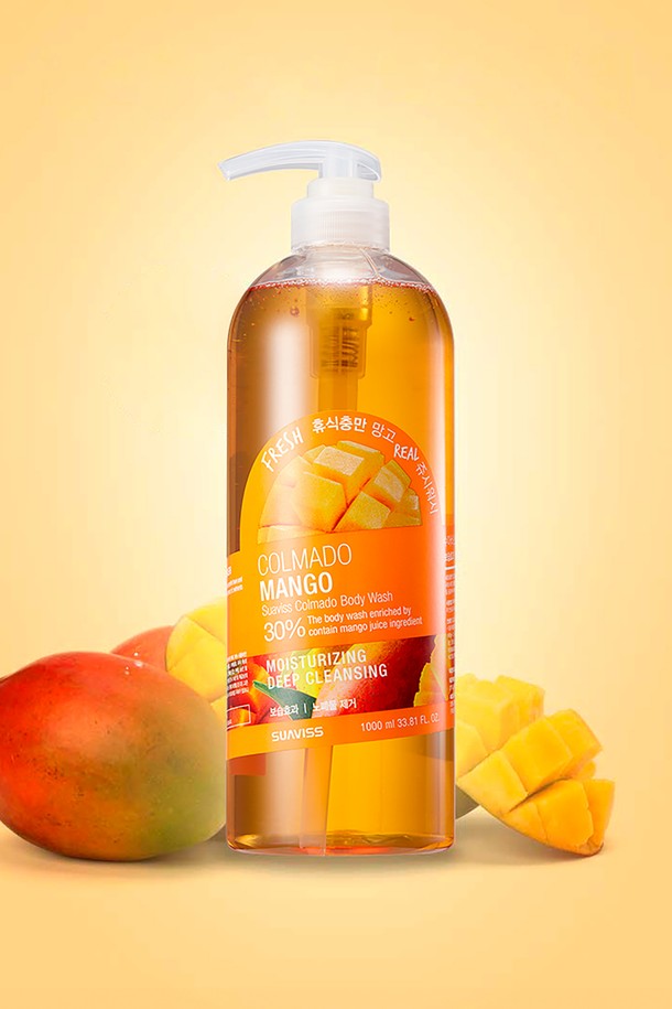 [수아비스] 꼴마도 망고 바디워시 1000ml는 95% 자연 유래 성분으로 만들어져 순하고 촉촉한 샤워를 선사합니다. 망고 추출물, 글리세린, 아미노산 등 풍부한 보습 성분이 피부를 보호하고 피부 장벽 강화에 도움을 줍니다. 크리미한 거품이 부드럽게 씻어주며, 망고 향이 은은하게 퍼져 기분 좋은 샤워 시간을 만들어줍니다. 식물성 계면활성제를 사용하여 피부 자극을 최소화했으며, 6가지 아미노산 복합체와 비타민 E/A/C를 함유하여 건강한 피부로 가꿔줍니다. 1000ml 대용량으로 온 가족이 넉넉하게 사용할 수 있습니다.
