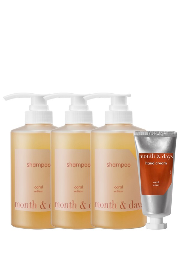 [먼스앤데이즈/단독] 3SET 코랄(감귤과 허브향) 샴푸+핸드크림은 아르간커널오일, 석류추출물, 녹차추출물 등 6가지 주요 성분을 함유하여 피부결 개선, 보습에 도움을 주는 제품입니다. 감귤과 허브 향이 산뜻한 사용감을 선사하며, 샴푸와 핸드크림으로 구성되어 있습니다. 샴푸는 500ml 용량이며, 액상 제형입니다. 사용 시에는 직사광선을 피하고, 피부 이상 발생 시 전문의와 상담하십시오. 또한, 눈에 들어갔을 때는 즉시 씻어내고, 어린이의 손이 닿지 않는 곳에 보관해야 합니다.
