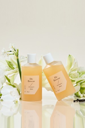 [1+1] 먼스앤데이즈 퍼퓸케어 샴푸 디 브리즈 클린솝향 300ml 2개