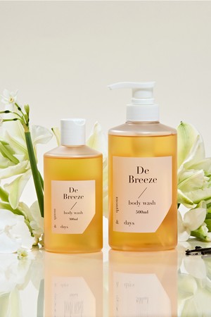 [먼스앤데이즈/증량패키지] 퍼퓸케어 바디워시 디 브리즈 클린솝향 500ml+300ml