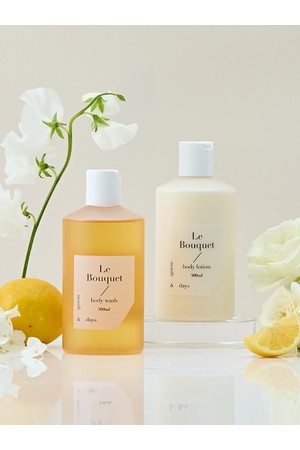 [바디SET] 먼스앤데이즈 퍼퓸케어 르 부케 바디패키지 플로럴향 (바디워시 300ml + 바디로션 300ml)