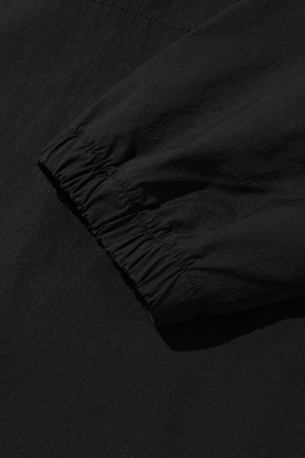 WELTER EXPERIMENT - 긴팔티셔츠 - ATTABAD STRETCH WINDBREAK PULLOVER_BLACK_WLT030