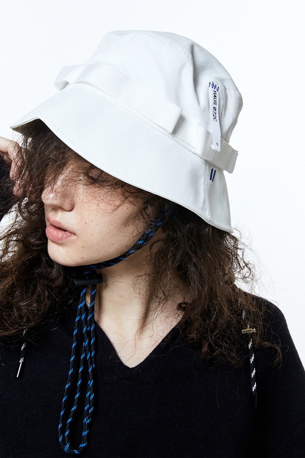 HAUS 072C - 모자 - BUCKET HAT WHITE