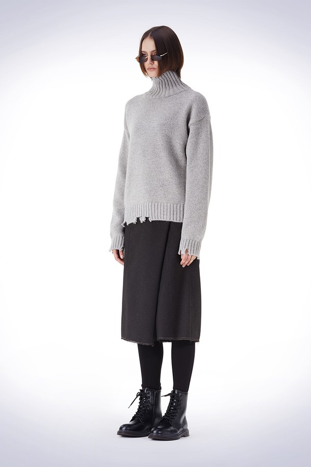 HAUS 072C - 스웨터 - DAMAGE HIGH-NECK PULLOVER KNIT BEIGE