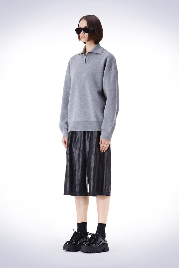 HAUS 072C - 스웨터 - EBBROIDERY POINT COLLAR KNIT GREY