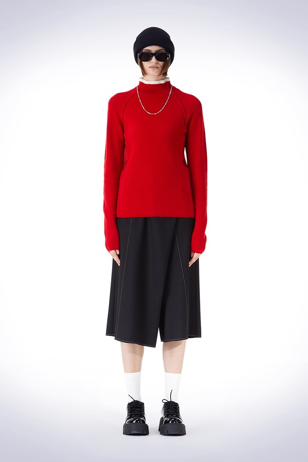 HAUS 072C - 스웨터 - RAGLAM ARRANGE TURTLE KNIT RED