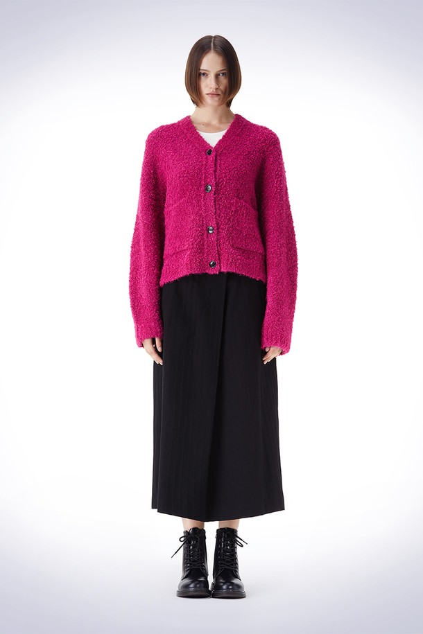 HAUS 072C - 가디건 - BOUCLE V-NECK CARDIGAN  PINK