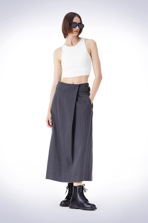 HAUS 072C - 롱스커트 - DIAGONAL TUCK BELT SKIRT GREY