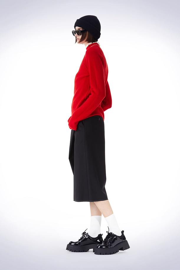 HAUS 072C - 스웨터 - RAGLAM ARRANGE TURTLE KNIT RED