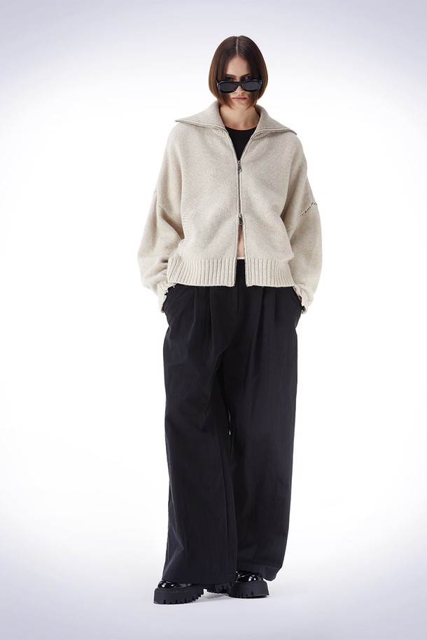 HAUS 072C - 가디건 - DAMAGE HIGH-NECK KNIT CARDIGAN  IVORY